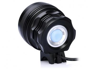 7x CREE XM-L T6 9800LM